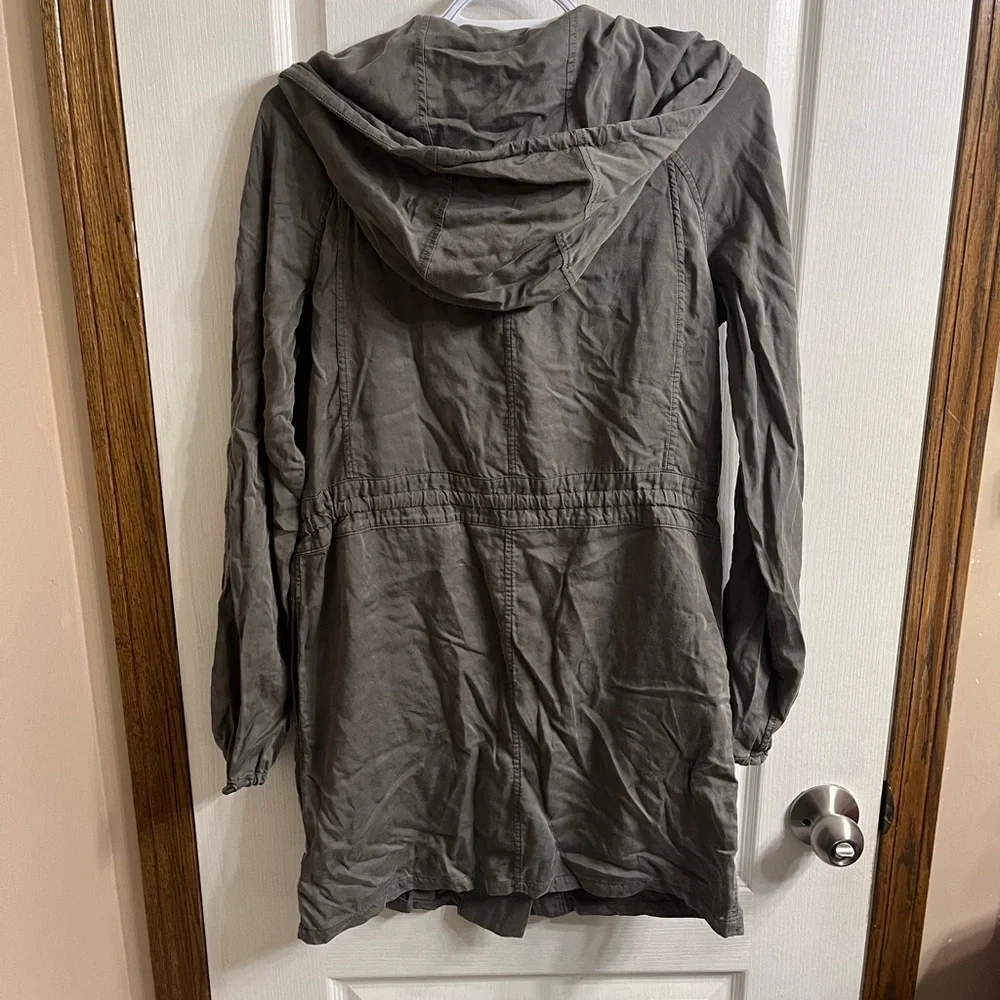 Lululemon City Stroll Jacket - Size 4 - Grey Sage - Picture 8 of 12